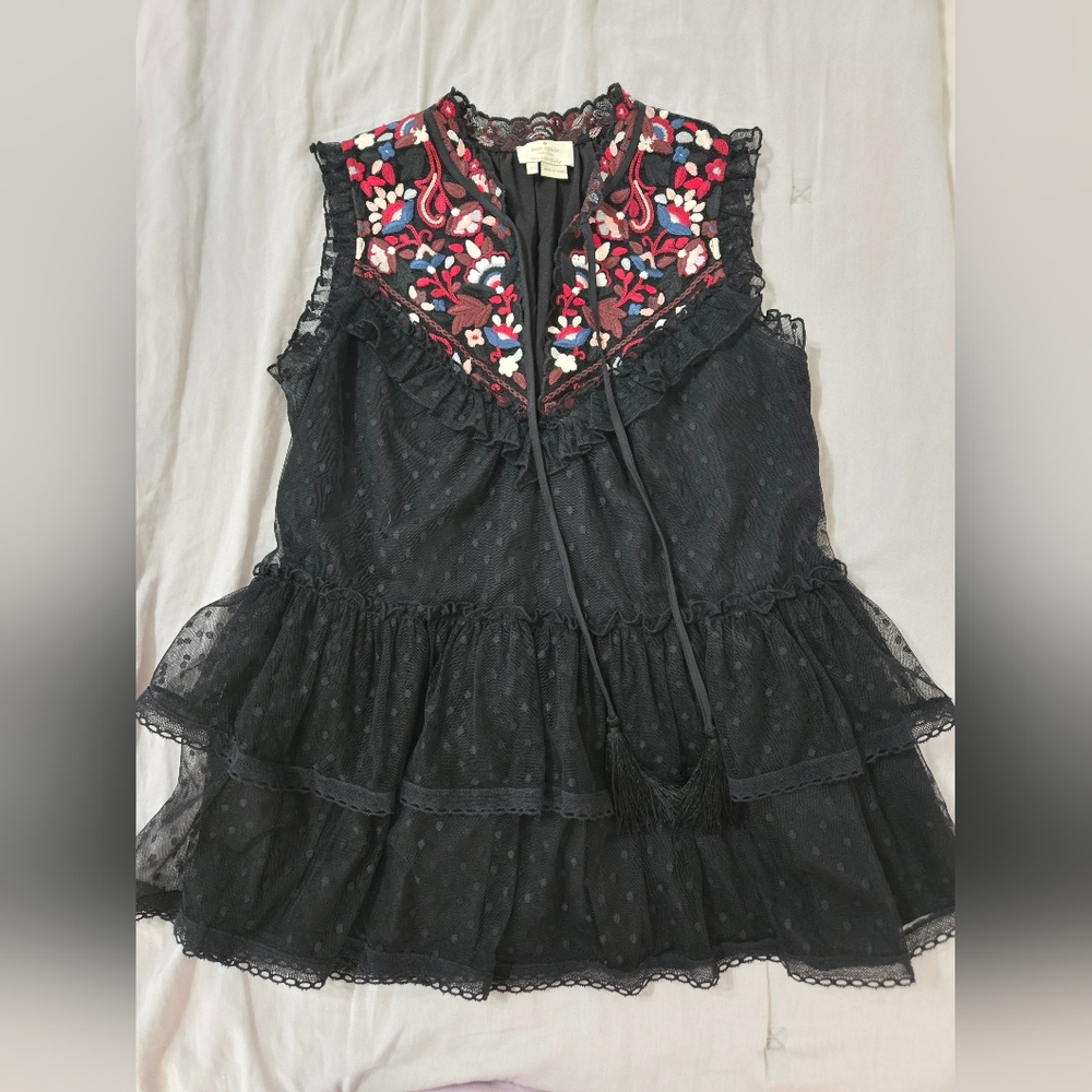 Kate Spade XS Black Sleeveless Top with Colorful Embroidery Polka Dot